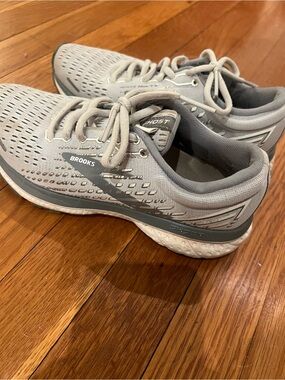 Brooks Light Gray and White Ghost Running Shoes